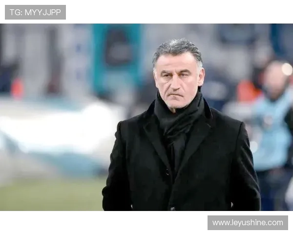 巴黎圣日耳曼更衣室矛盾加剧，战术混乱影响球队稳定性